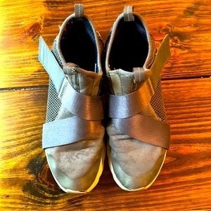 Sorel W size 10 green athletic shoe